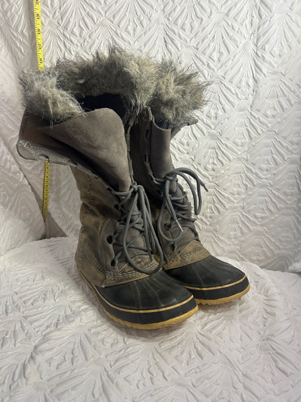 Sorel Cate the Great Pewter Distressed Boots Size8